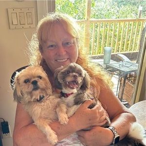 Meet your Posher, Peggy